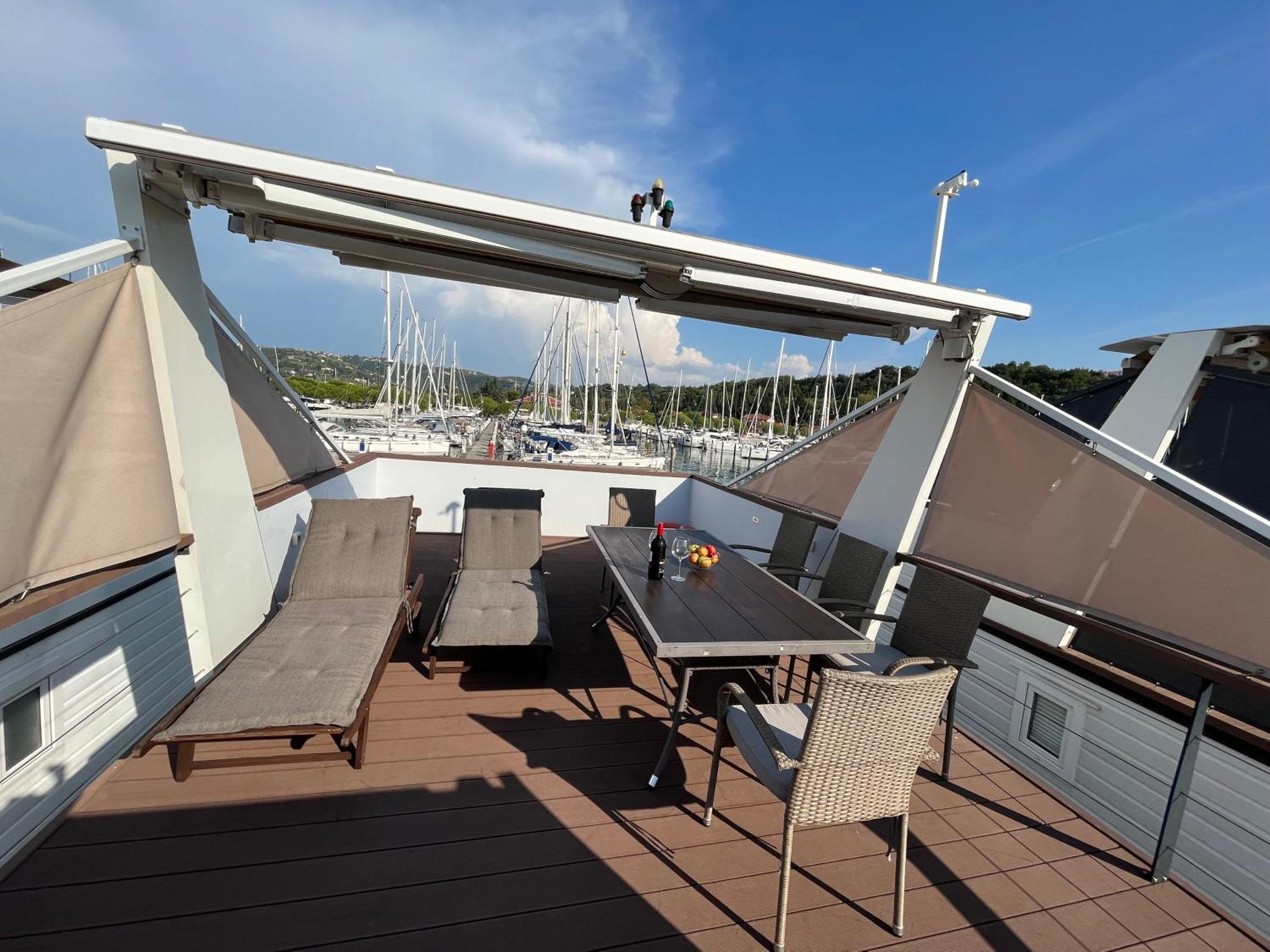 Marina Luxury Houseboat Lace Portoroz Ngoại thất bức ảnh
