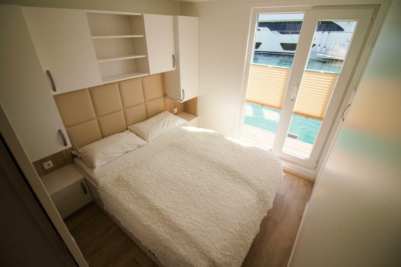 Marina Luxury Houseboat Lace Portoroz Ngoại thất bức ảnh