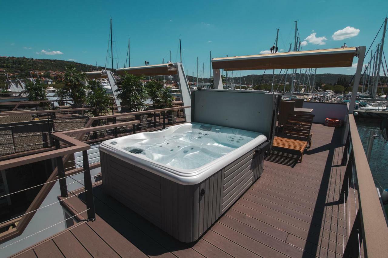 Marina Luxury Houseboat Lace Portoroz Ngoại thất bức ảnh